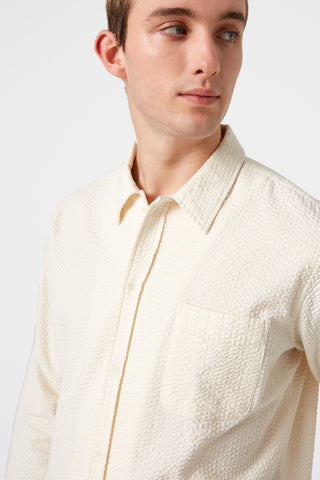 Edmmond Studios - Murano Long Sleeve Seersucker Shirt in Off White